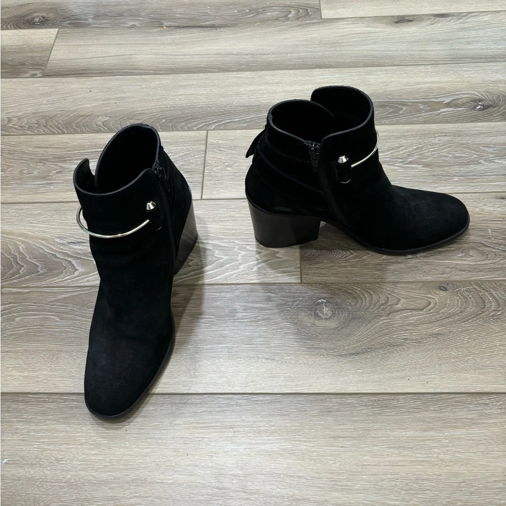 Balenciaga questions leave
